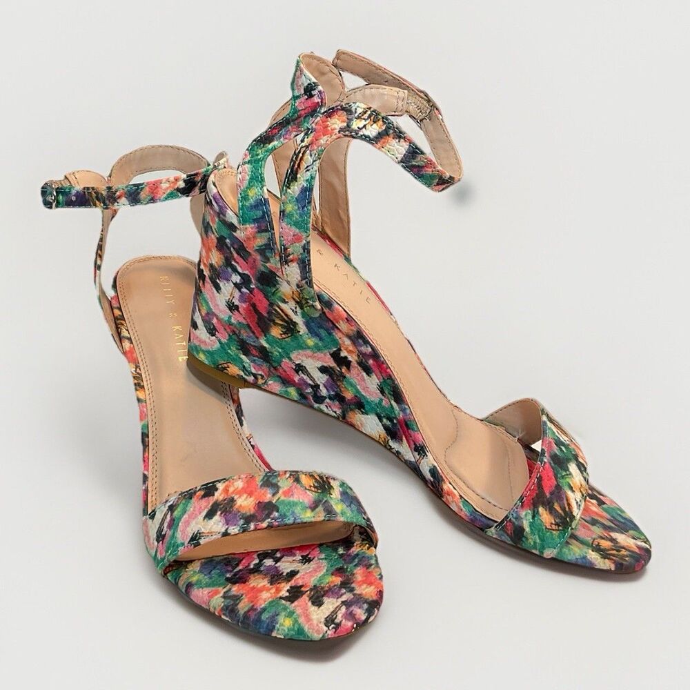 Kelly & Katie Floral Sandals Wedge Heel Ankle Strap Sz 9 Spring *Excellent*